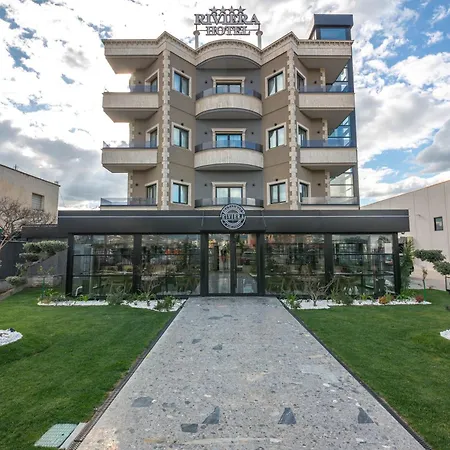 Riviera Hotel