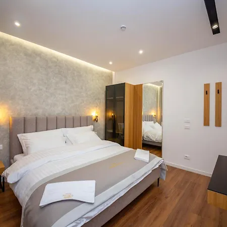 Riviera ホテル Kamëz