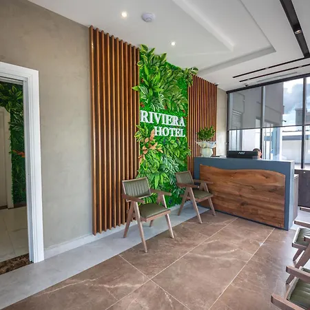 Riviera ホテル 4*