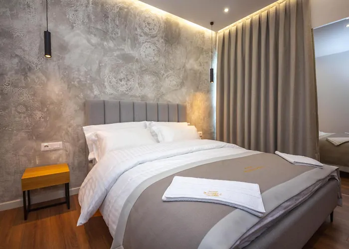 Hotell Riviera Kamez